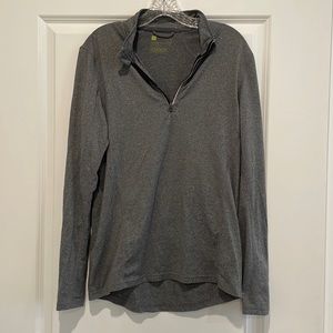 Mens pullover xersion size small